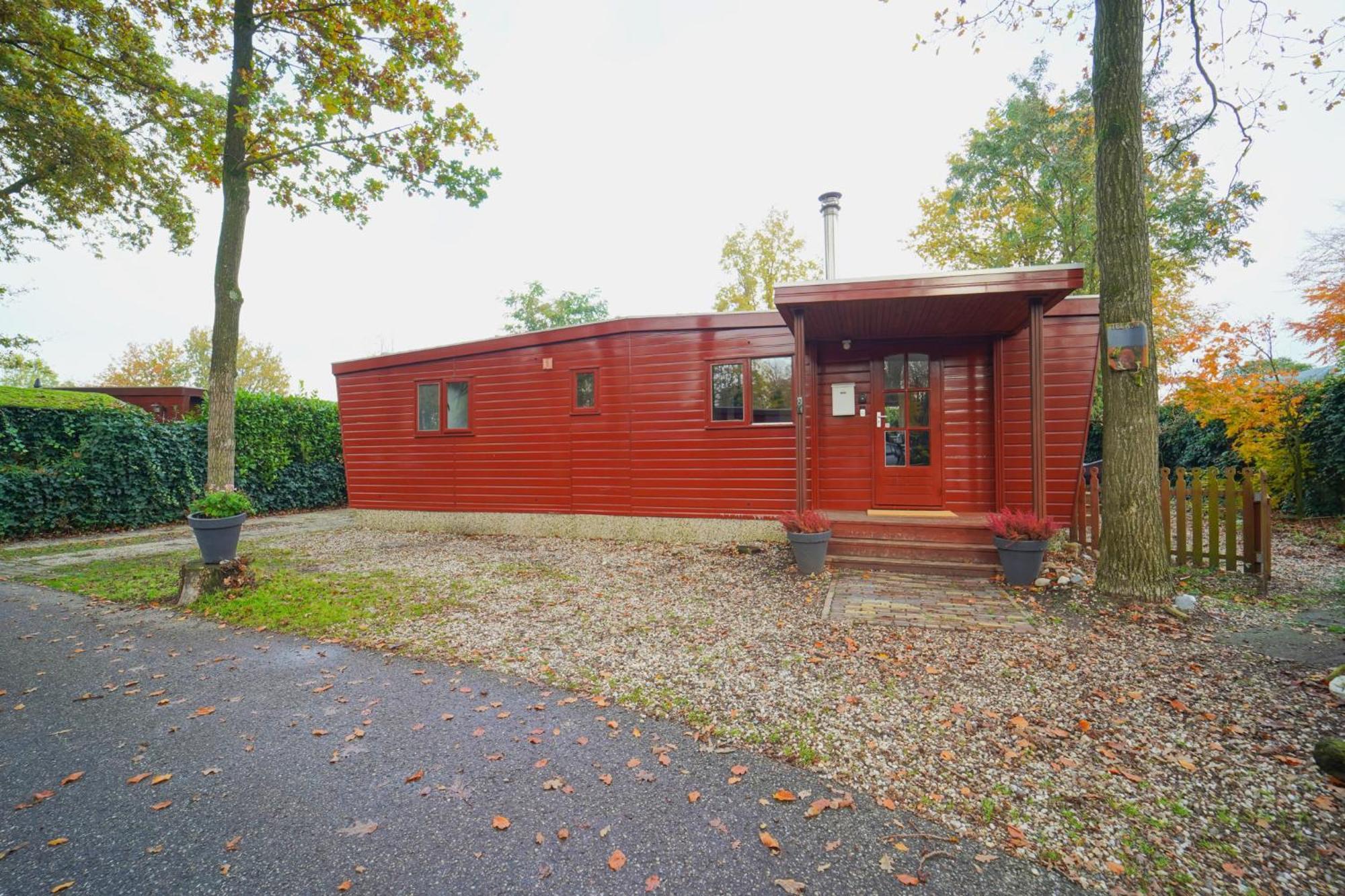 Better Together - Luxe Chalet Met Houtkachel Erm Экстерьер фото